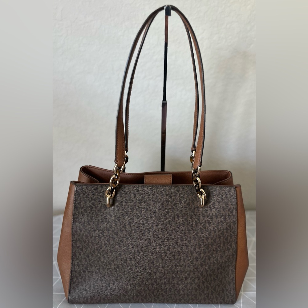 Michael Kors Sofia Large Tote - Picture 3 of 14